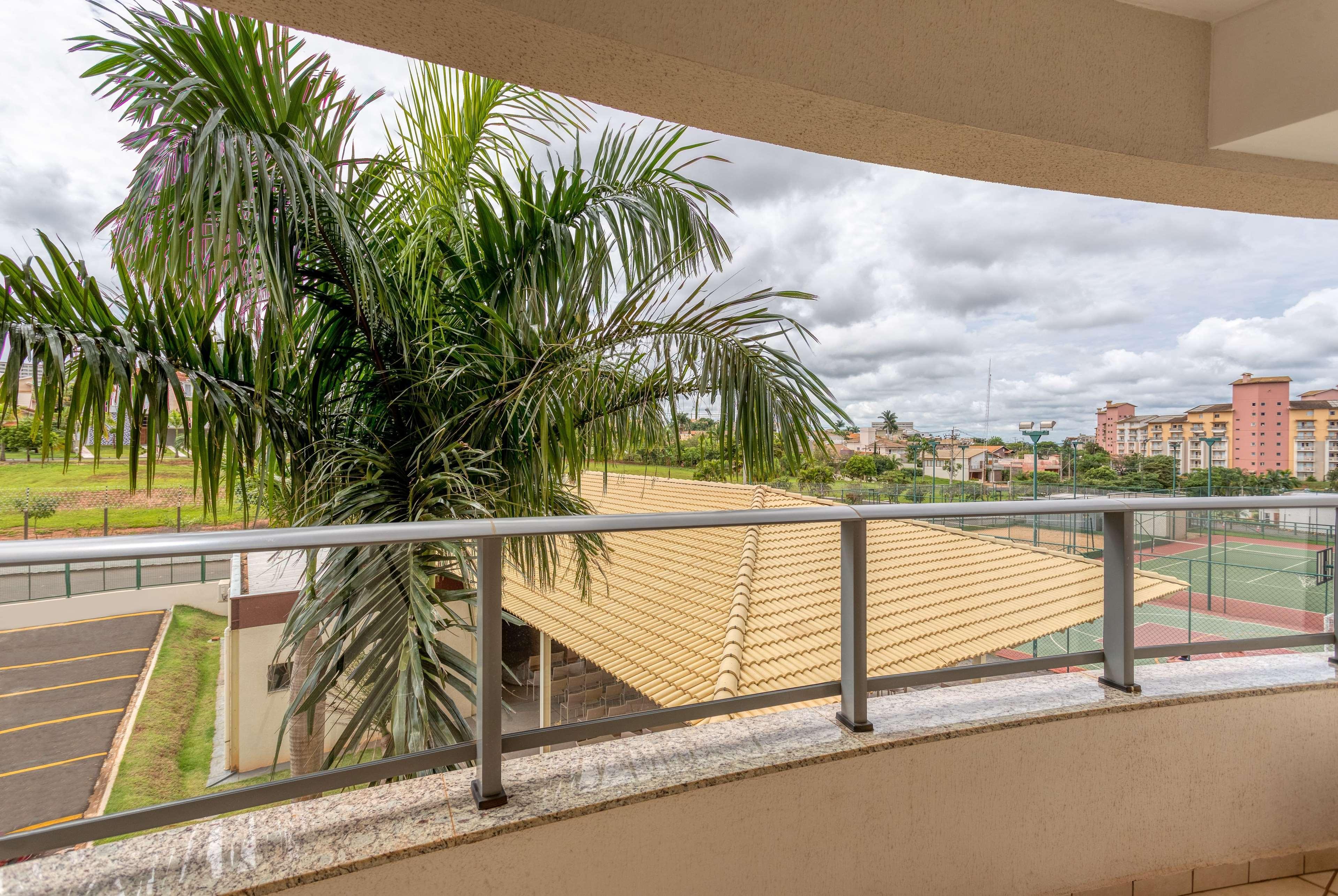 Wyndham Olimpia Royal Hotels Extérieur photo A view of the city from a balcony
