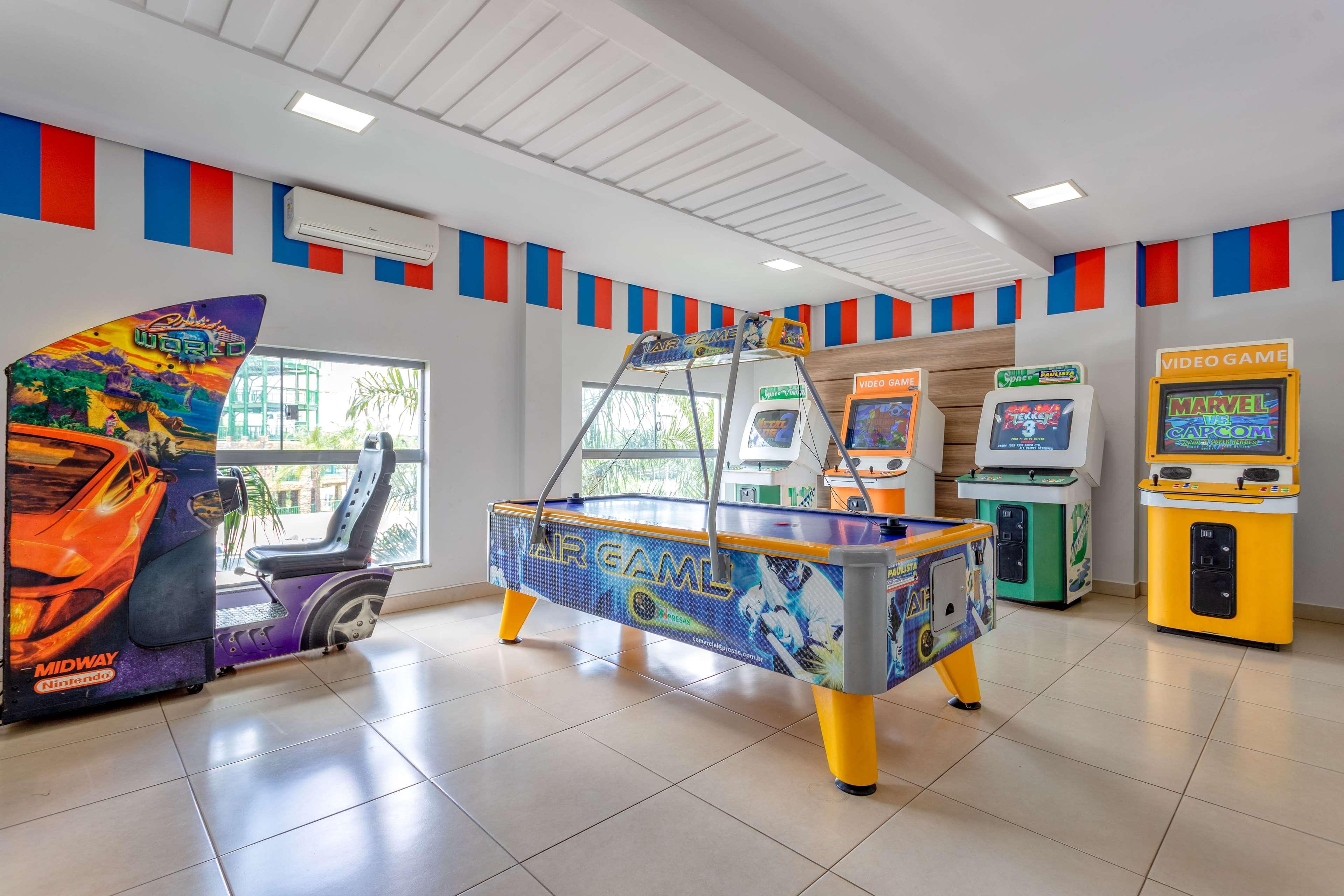 Wyndham Olimpia Royal Hotels Extérieur photo The game room